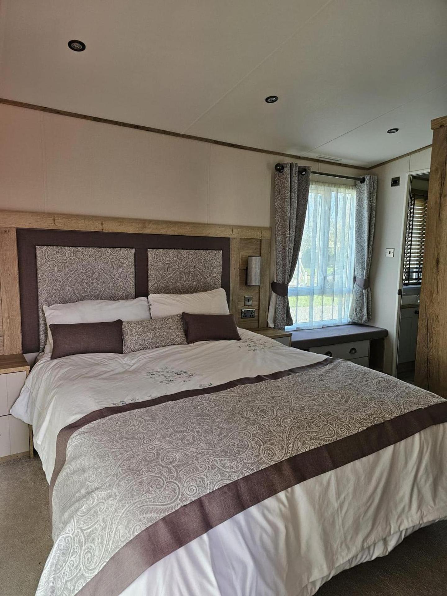 Premium 2 Bedroom Caravan With Free Wifi ハンスタントン エクステリア 写真